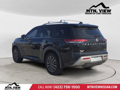 2024 Nissan Pathfinder SL