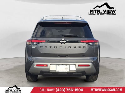 2023 Nissan Pathfinder SL