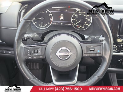 2023 Nissan Pathfinder SL