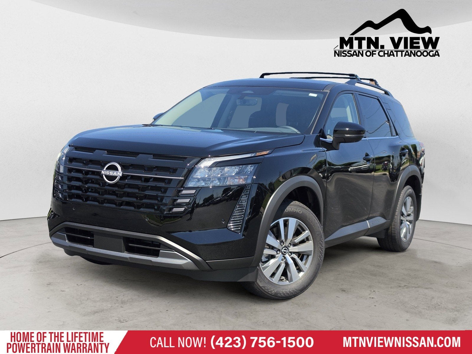 2026 Nissan Pathfinder SL 2WD's photo