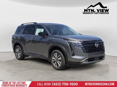 2026 Nissan Pathfinder SL