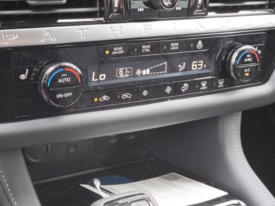 2026 Nissan Pathfinder SL