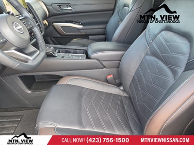 2024 Nissan Pathfinder Platinum