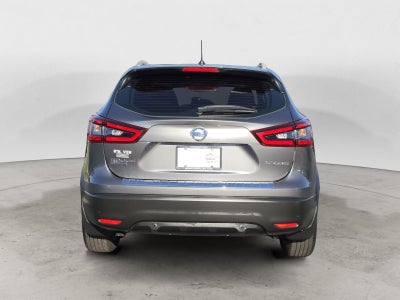 2022 Nissan Rogue Sport SV