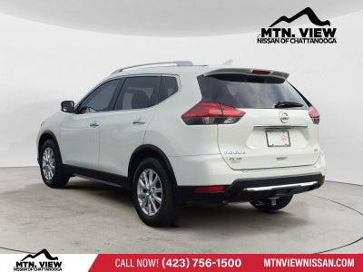 2017 Nissan Rogue SV