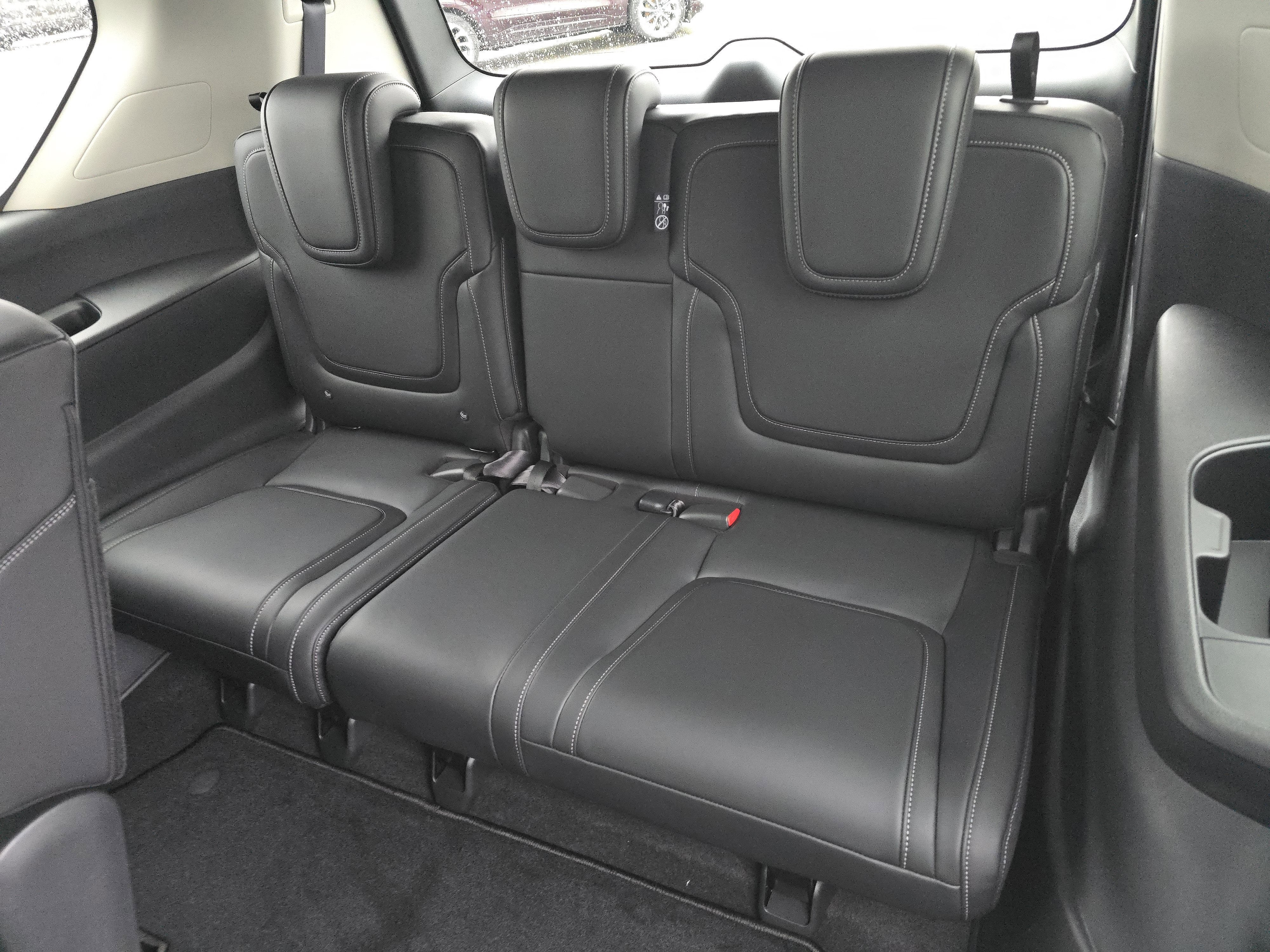 2026 Nissan Armada SV