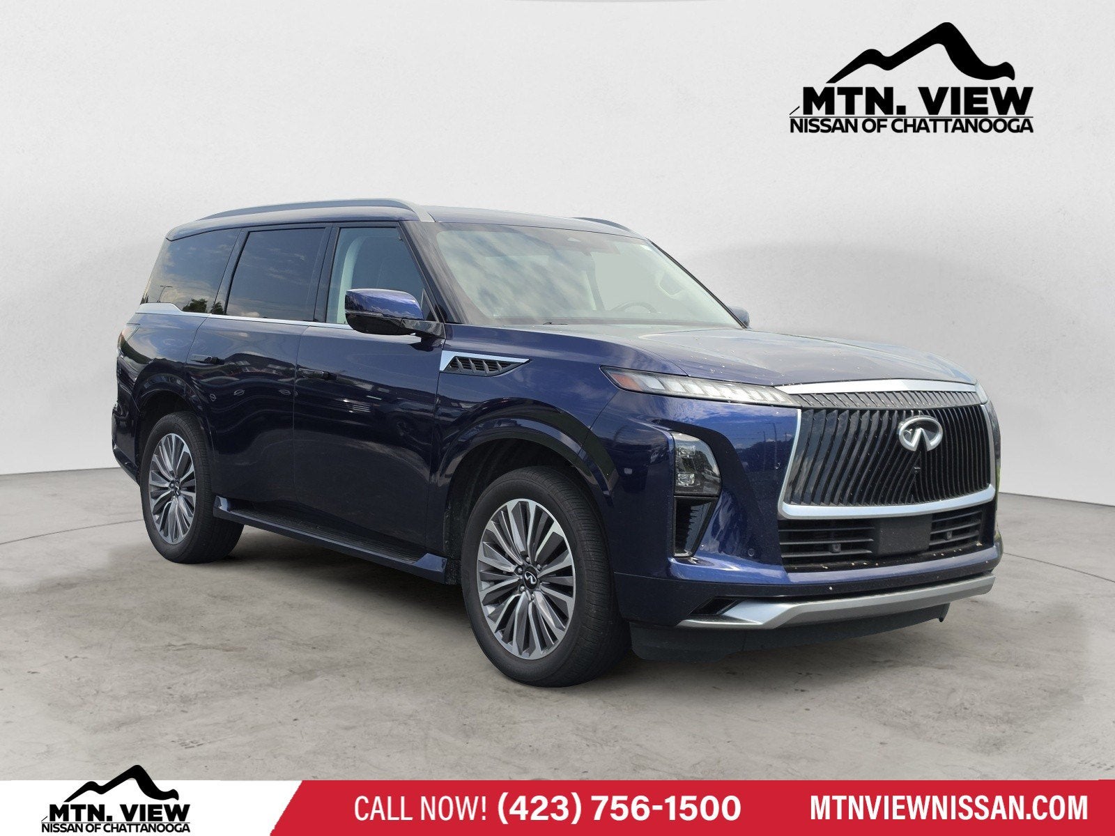 2025 INFINITI QX80 LUXE