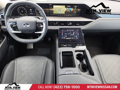 2025 INFINITI QX80 LUXE