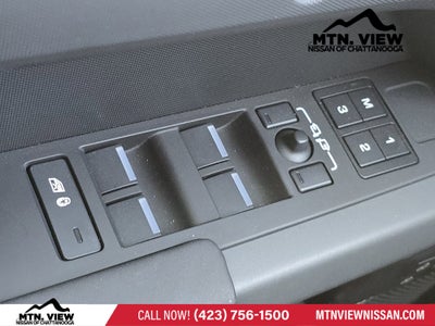 2024 Land Rover Defender X-Dynamic SE