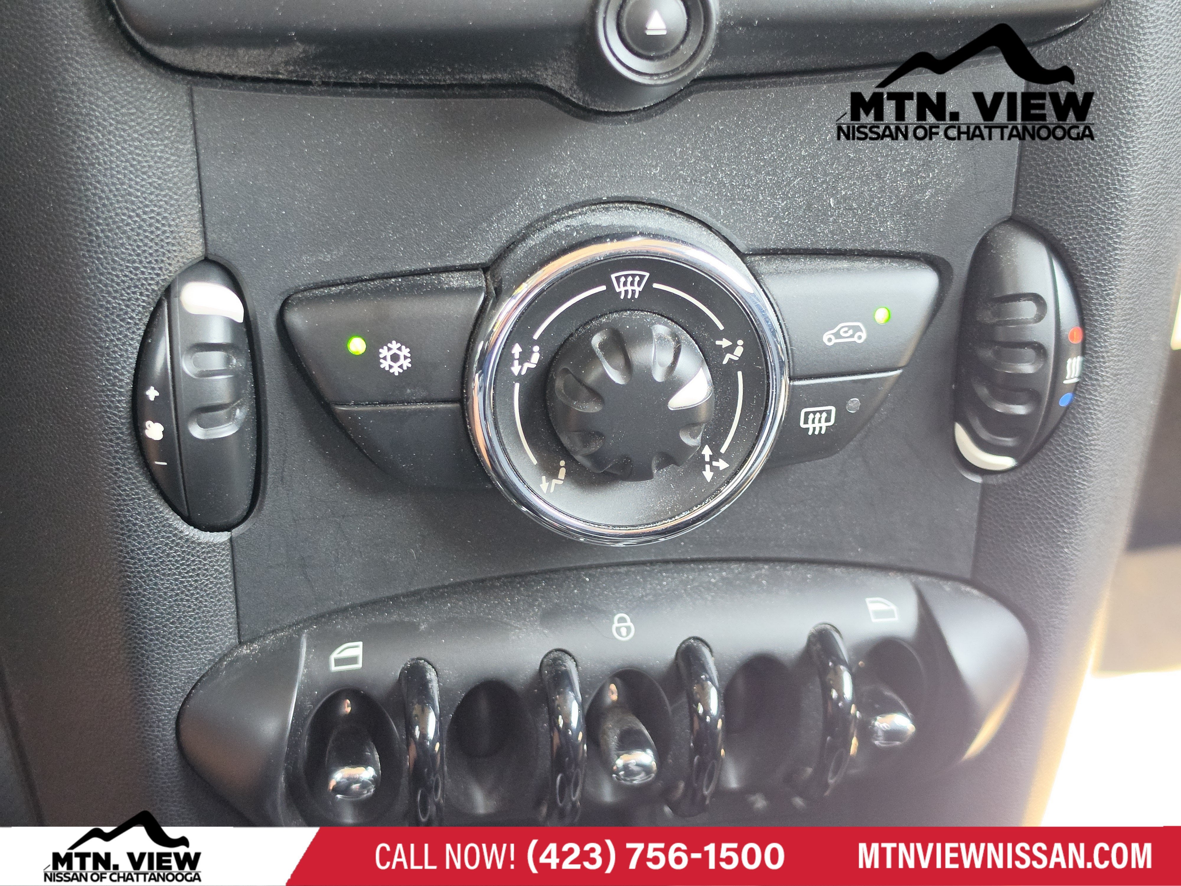 2011 MINI Cooper Hardtop Base